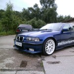 BMW  E36 320i Porsche Blau